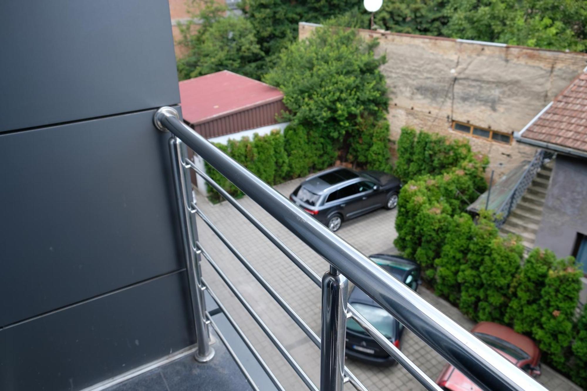 Ring Inn Apartments Obrenovac  Exterior foto